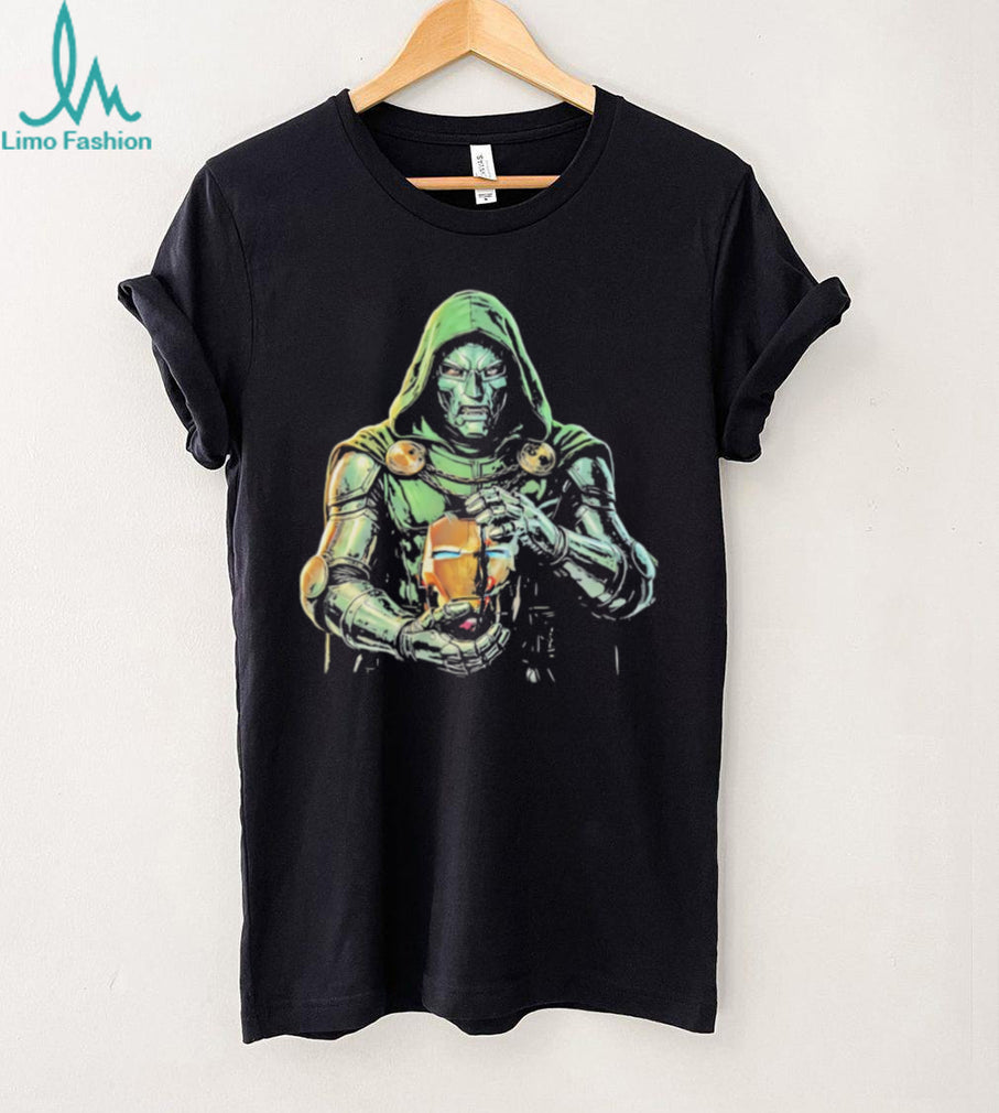 Doctor Doom Marvel holding Iron Man broken mask illustrated shirt