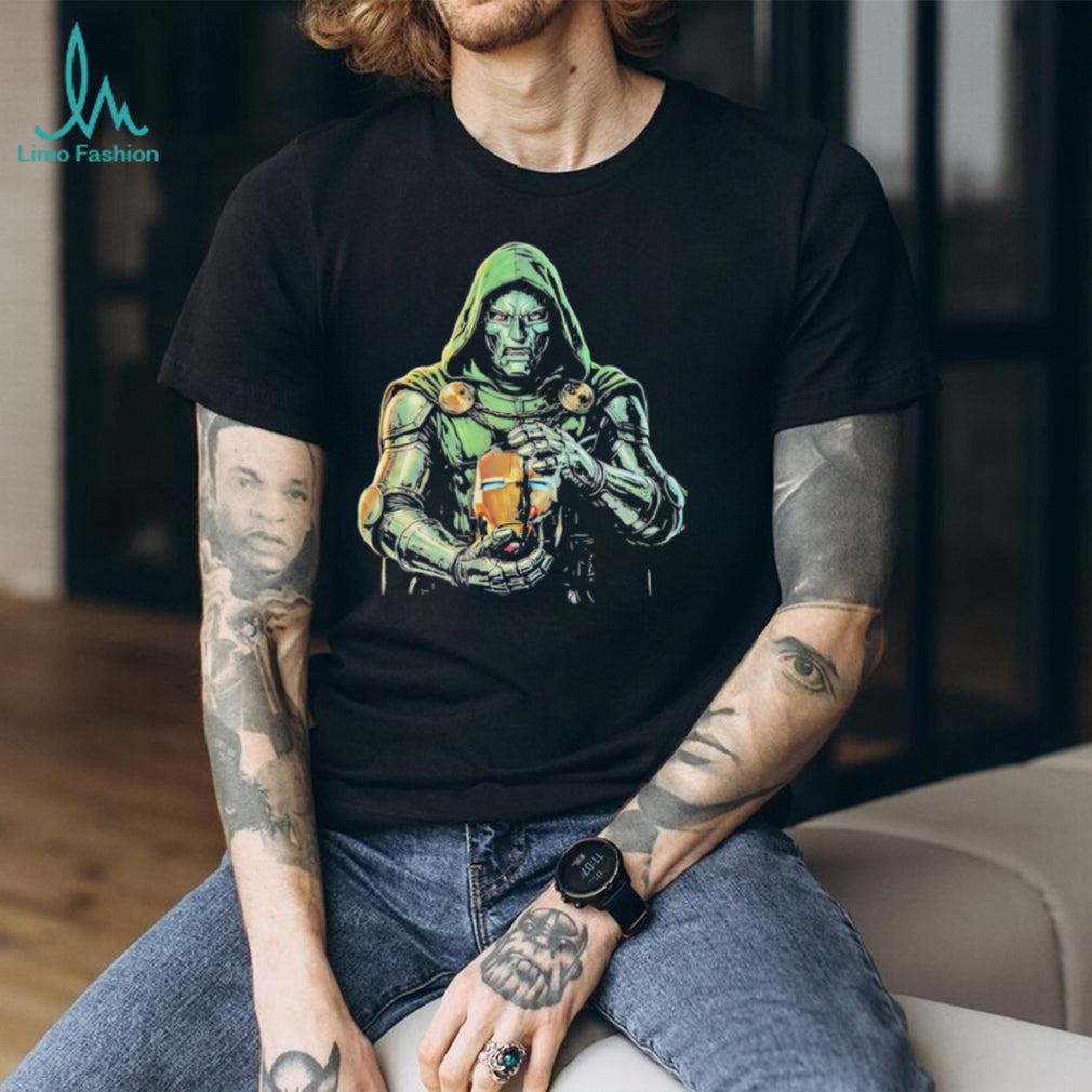 Doctor Doom Marvel holding Iron Man broken mask illustrated shirt