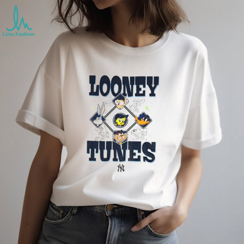 New York Yankees New Era Cream Looney Tunes MLB shirt