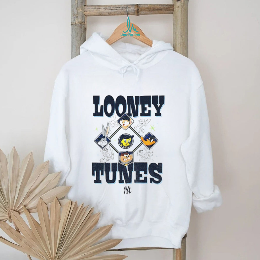 New York Yankees New Era Cream Looney Tunes MLB shirt