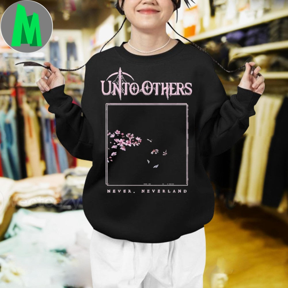 Never, Neverland Tour Shirt
