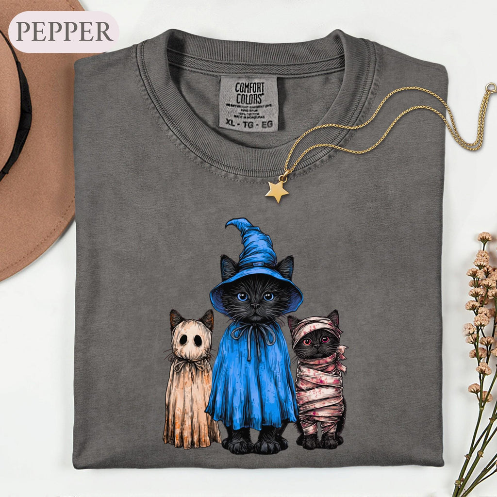 Halloween Ca Spooky Witch Ghost Mummy Tee Cat Mom Fall Vintage Retro Horror Cat Lover (2)