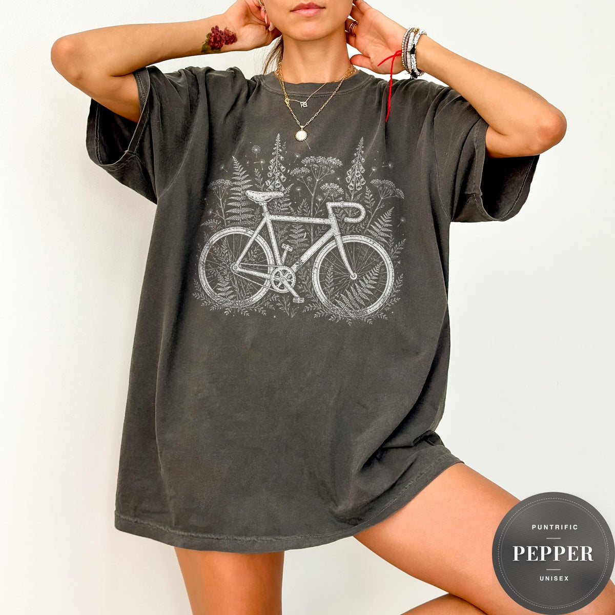 Comfort Colors Wildflower Bicycle Vintage Botanical Bike Cottagecore Cyclist Boho Nature Lover Retro Tee (2)