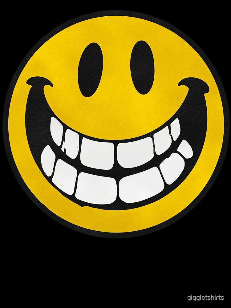 Smiley11 by giggletshirts