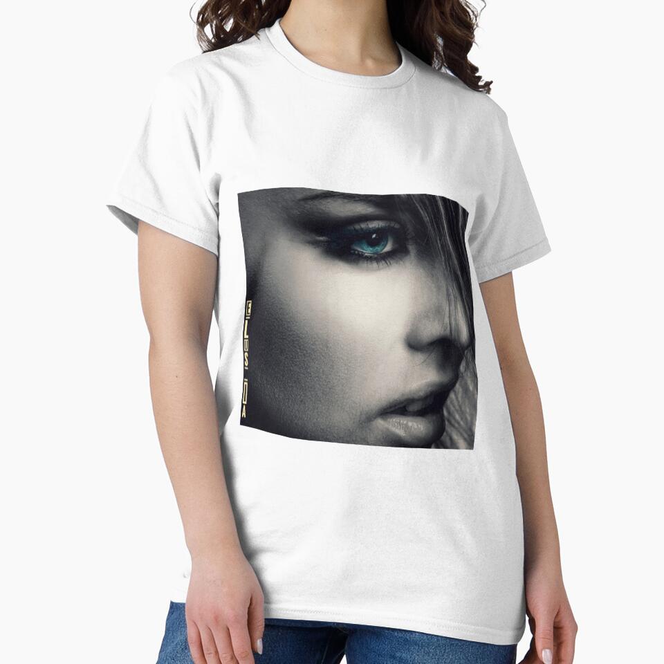 Creative new style ELUSIA Girl Looking ahead by Oleg2021