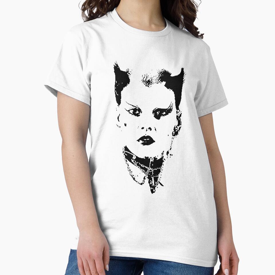 Soo Catwoman – Punk Icon Graphic by ChickenFund
