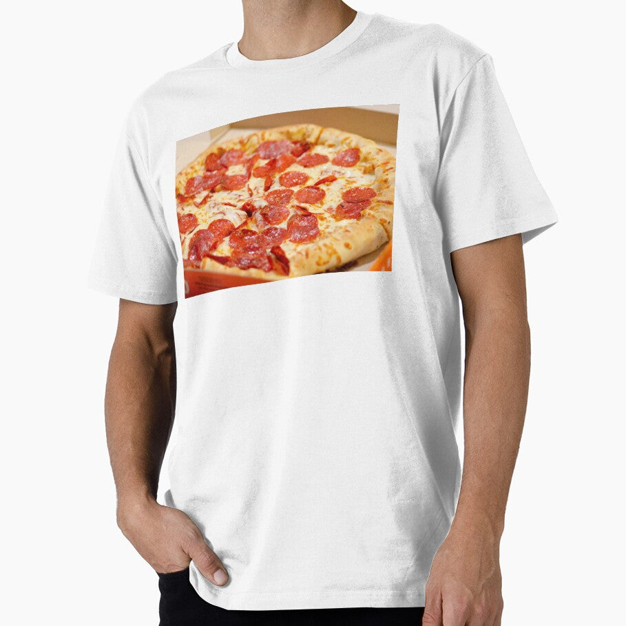 Delicious Pepperoni Cheese Pizza by gbgvphotography