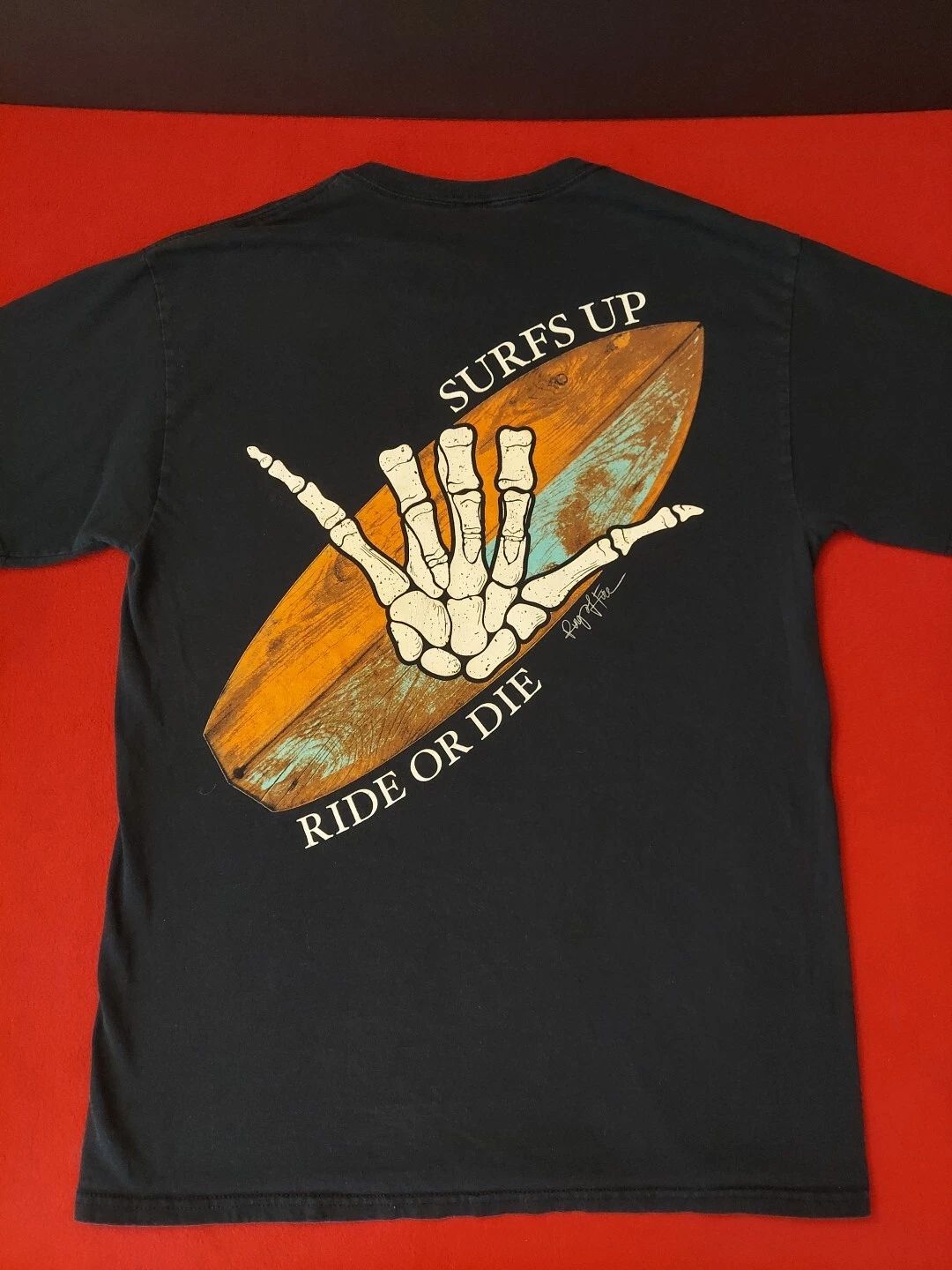 Surfs Up Ride Or Die Ring Of Fire T Shirt Medium Black