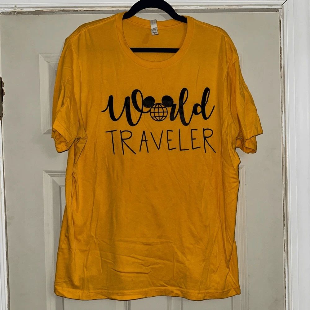 Unisex World Traveler” tshirt size xl