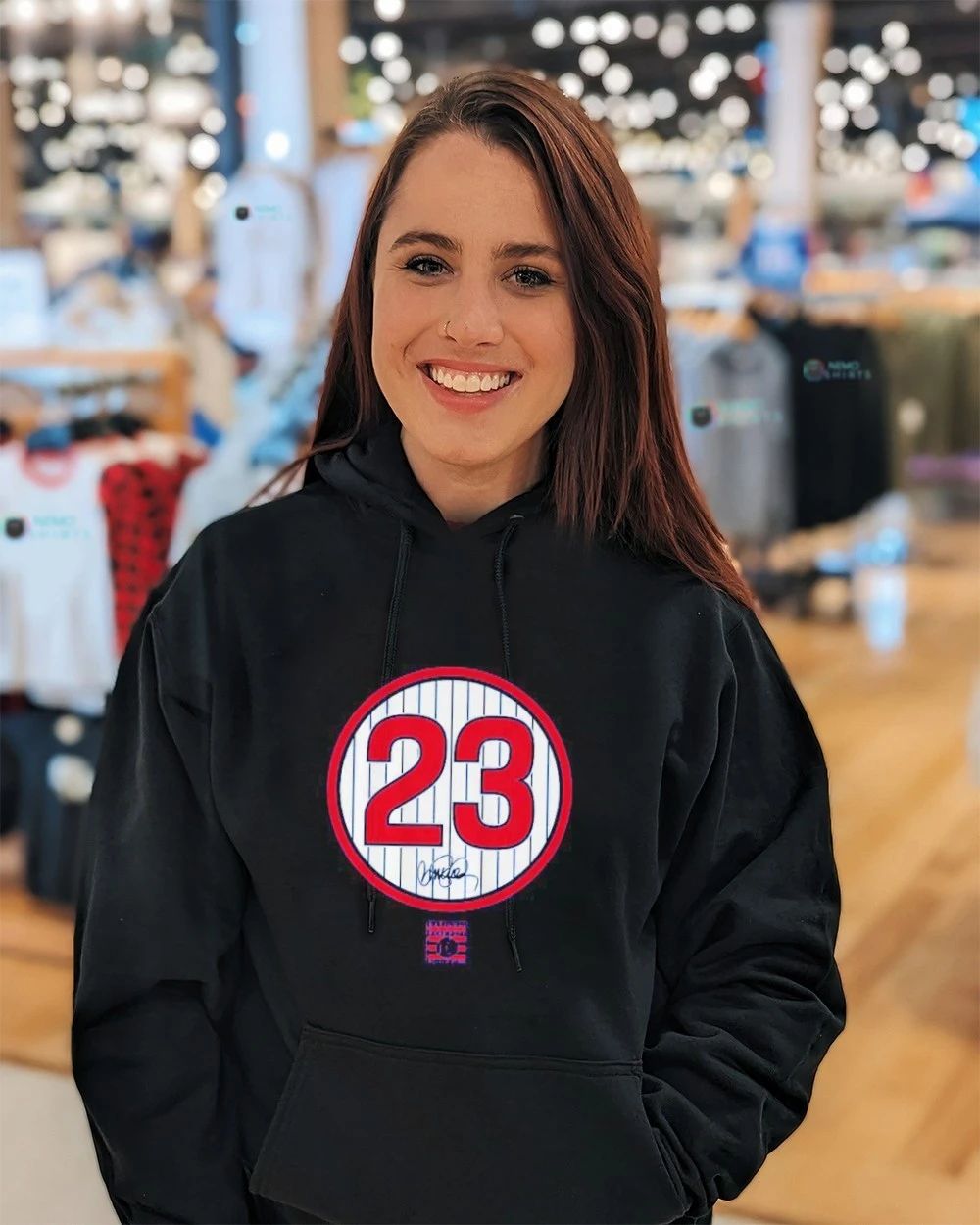 Ryne Sandberg Hall of Fame Signature Chicago Cubs shirt