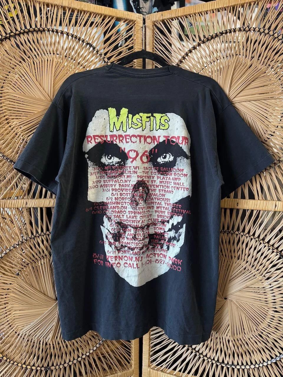 Vintage 1996 Misfits Resurrection Tour T-Shirt 90s Black Punk Band Tee 1