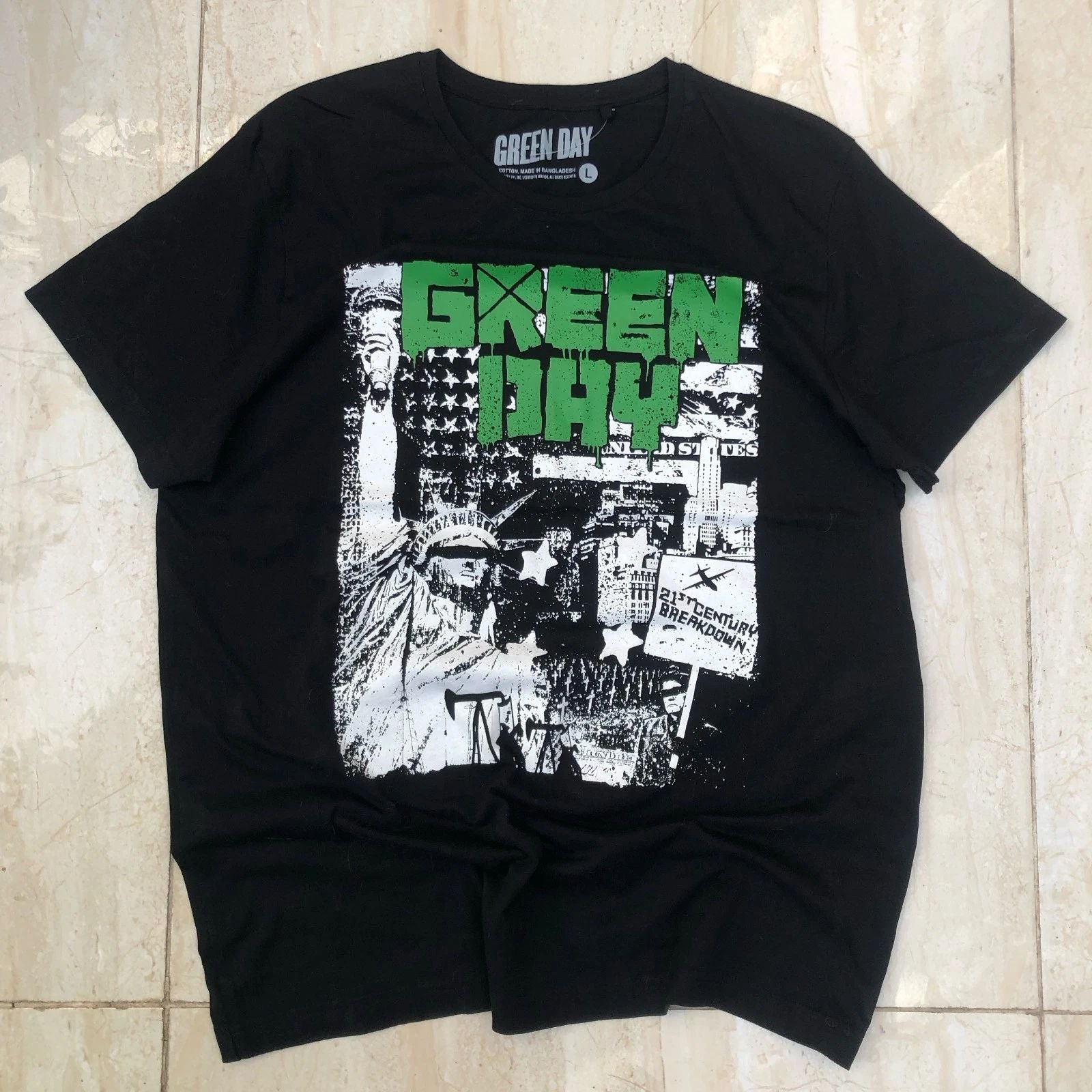 Green Day Vintage Reprint Band Tee Shirt for Music Lovers Unisex Rock Merch