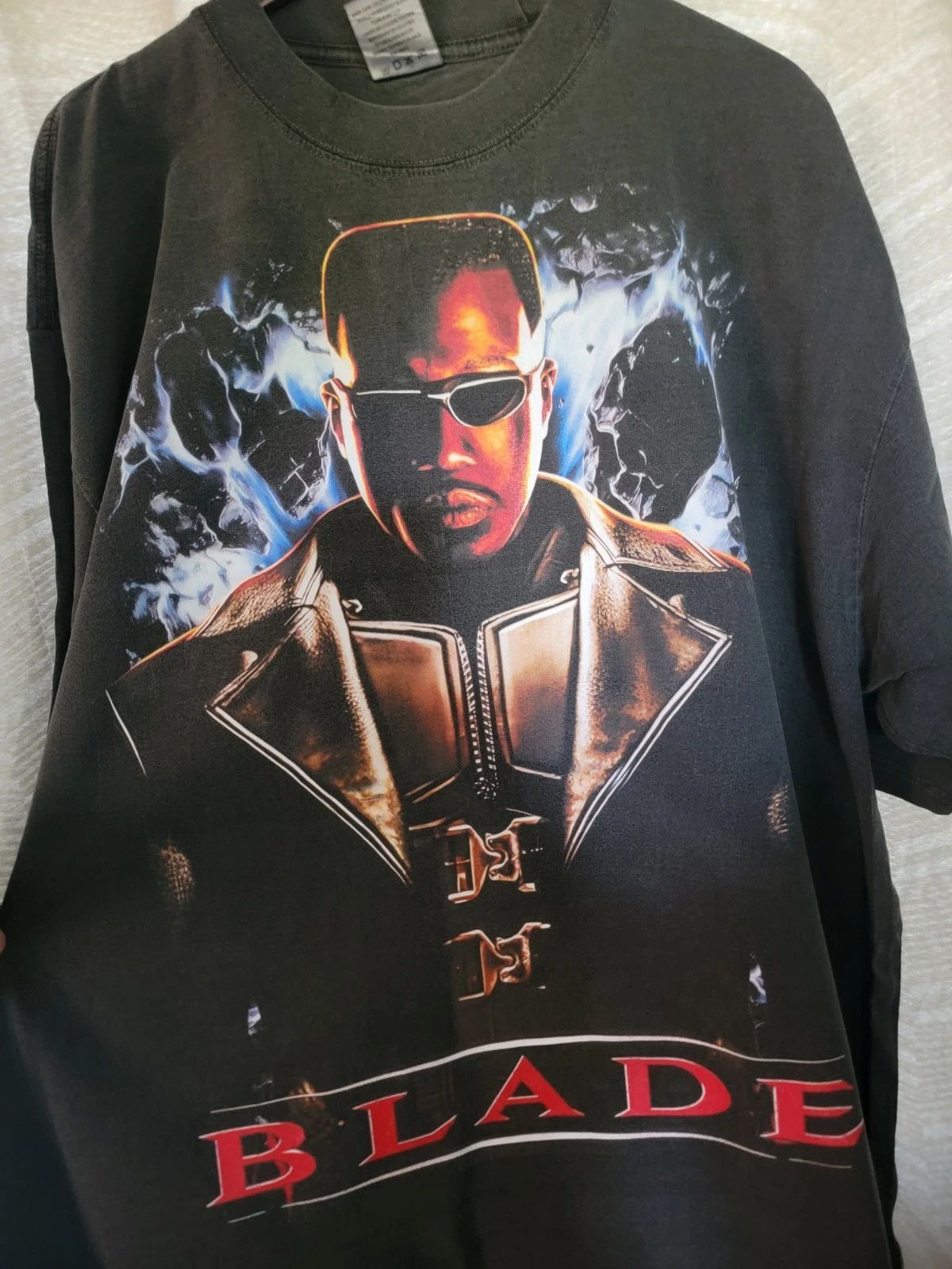 BLADE  ON A SHAKA HEAVYWEIGHT  T "OVERSIZED FIT