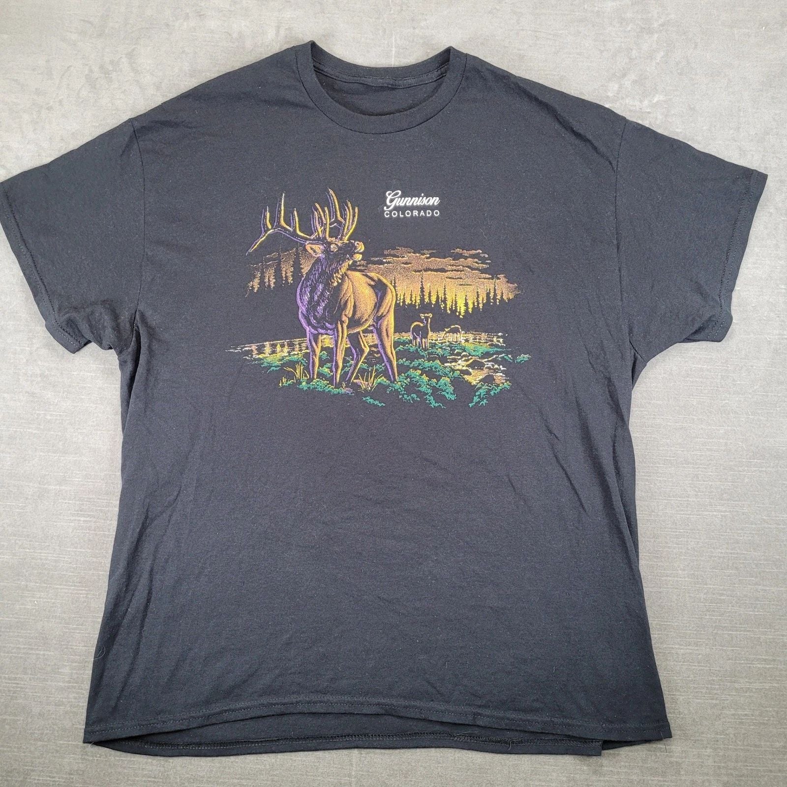 Gunnison Colorado Elk Graphic T-Shirt Mens XL Black Short Sleeve Nature Souvenir