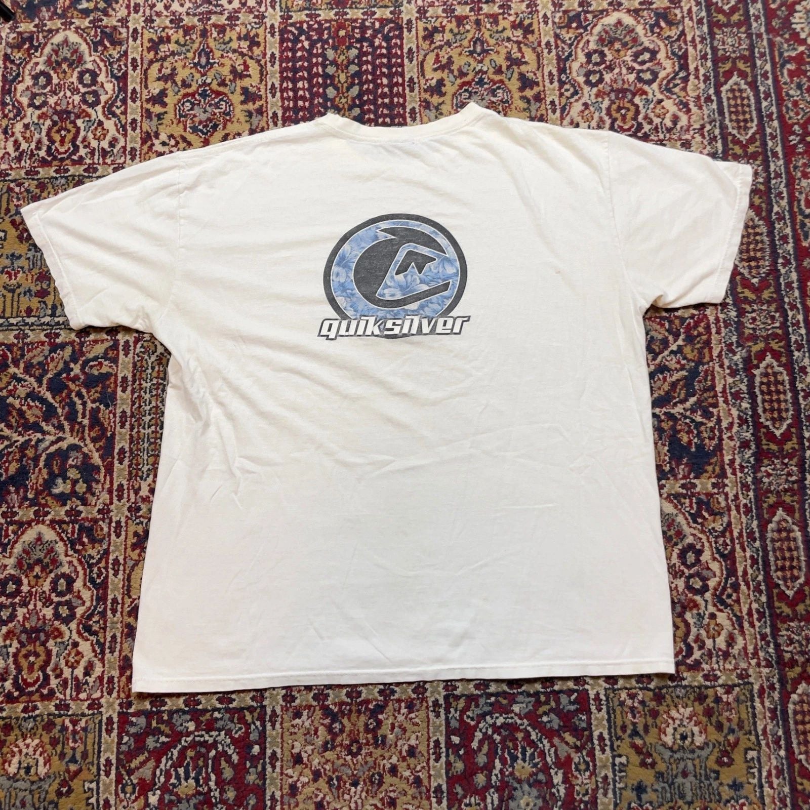 VTG 90s 00s Quiksilver Logo Graphic T Shirt White XL Surf Skate Beach Wear RARE