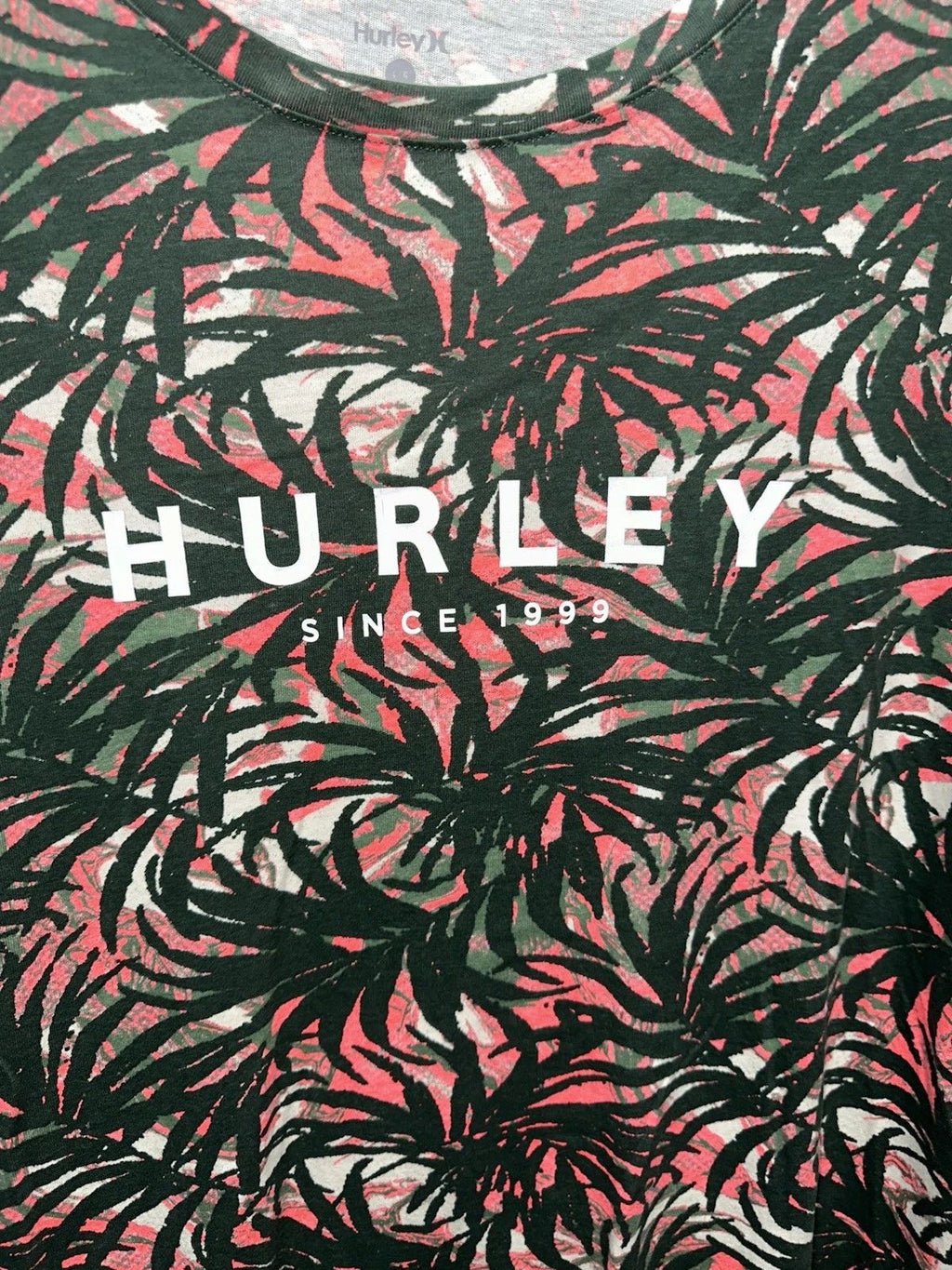 Hurley Surfing Skateboarding Brand Mens Large T-Shirt Tee Beach Palm Leaves