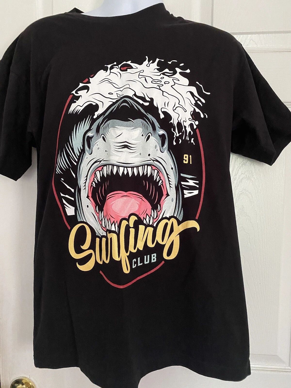 Surfing Club T- Shirt New