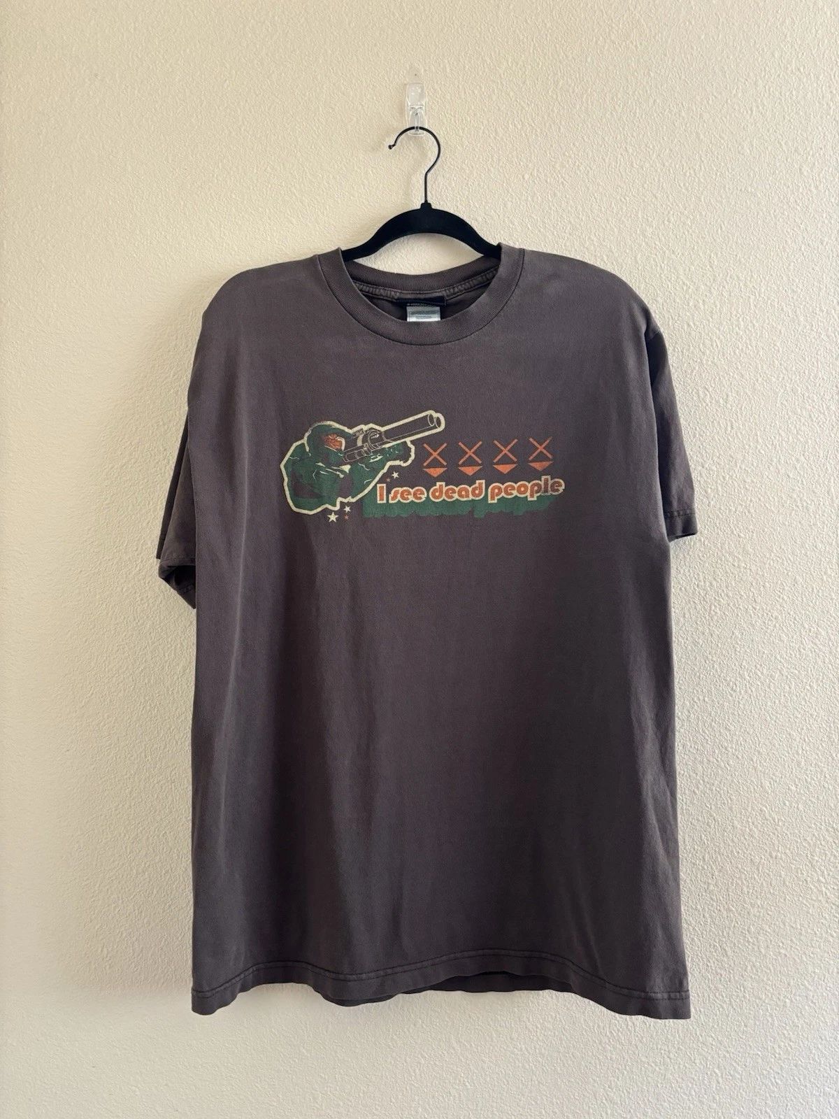 Xbox Halo 2 “I See Dead People” Master Chief Men's Large Graphic T-Shirt Brown