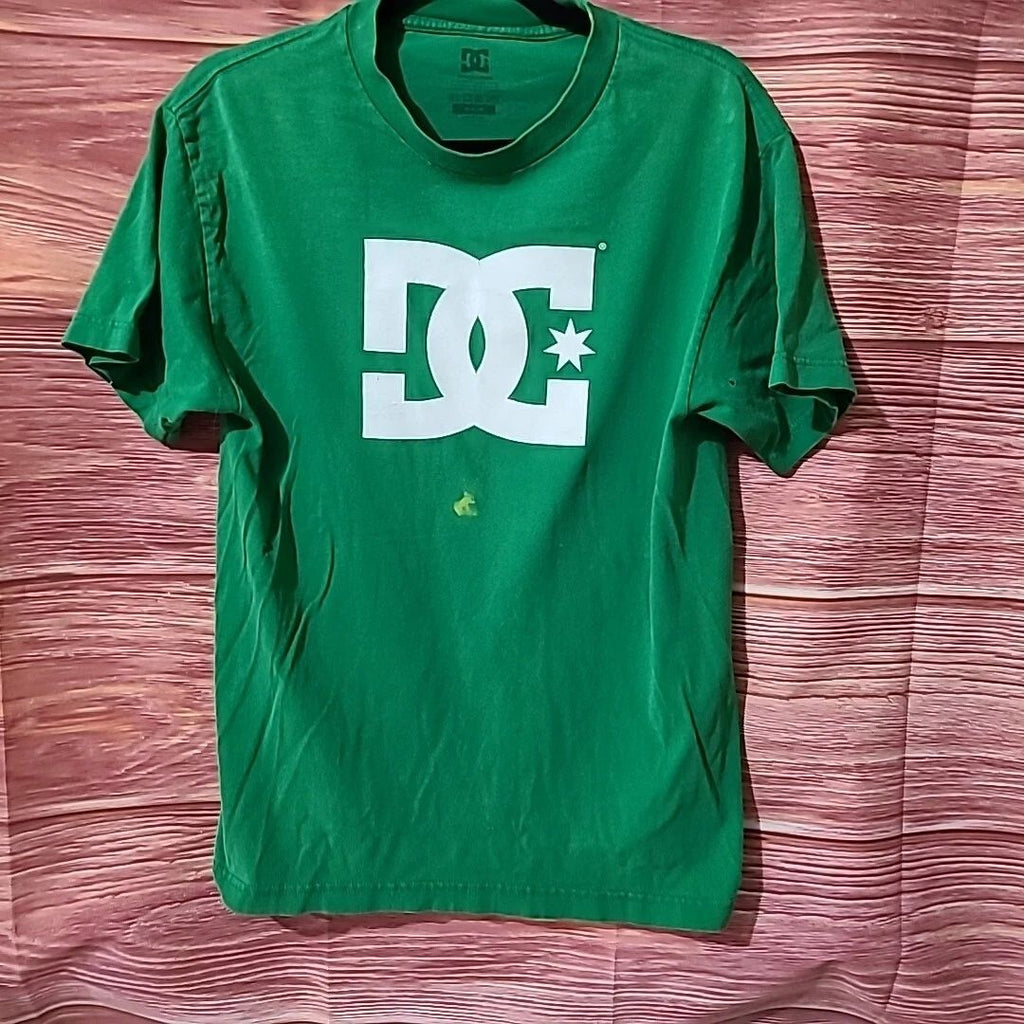 Vintage DC Skateboard Green Logo T Shirt, Men's Size Medium (Stained & Holes)