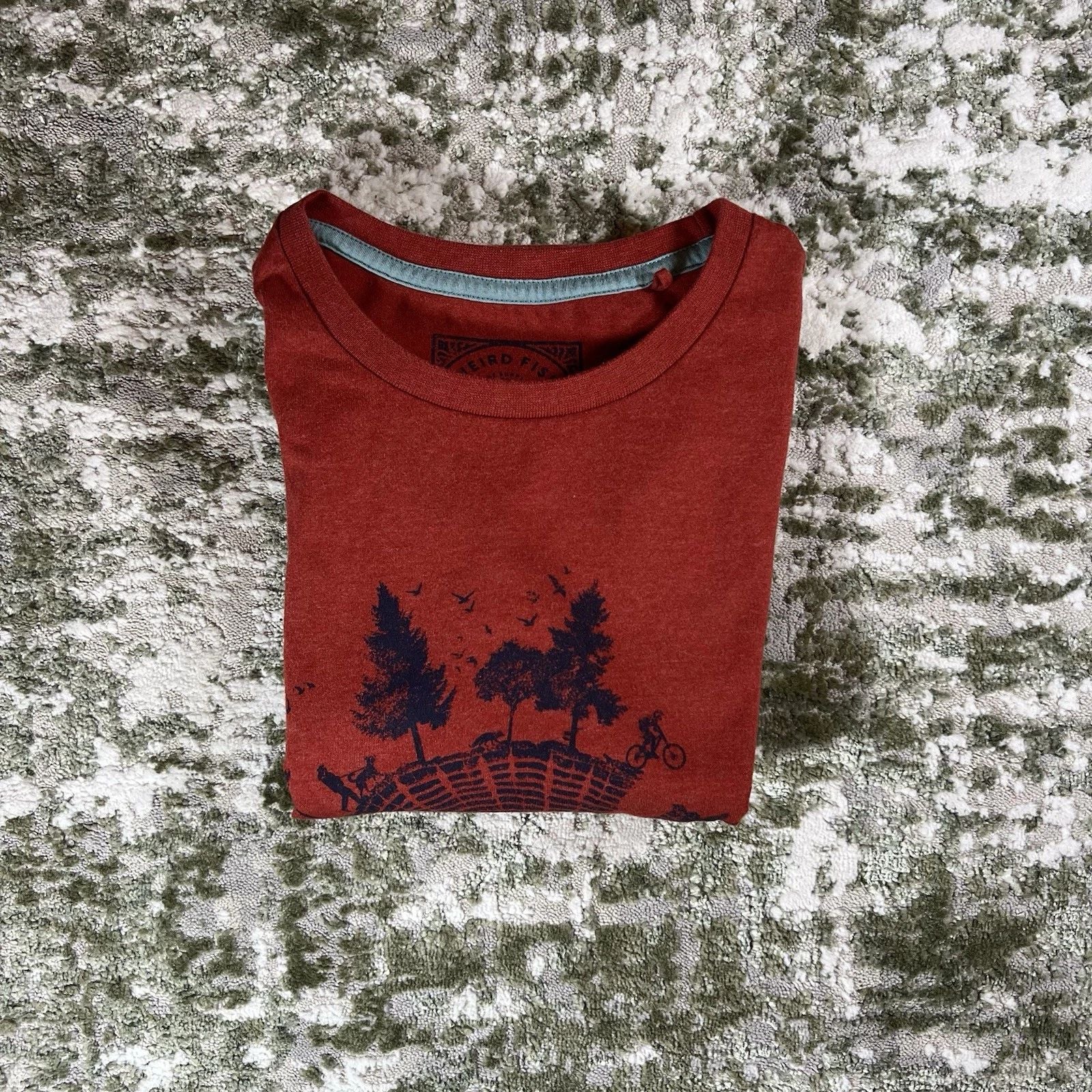 Weird Fish Timber Graphic T-Shirt Mens Red XL Cotton Polyester Blend Casual