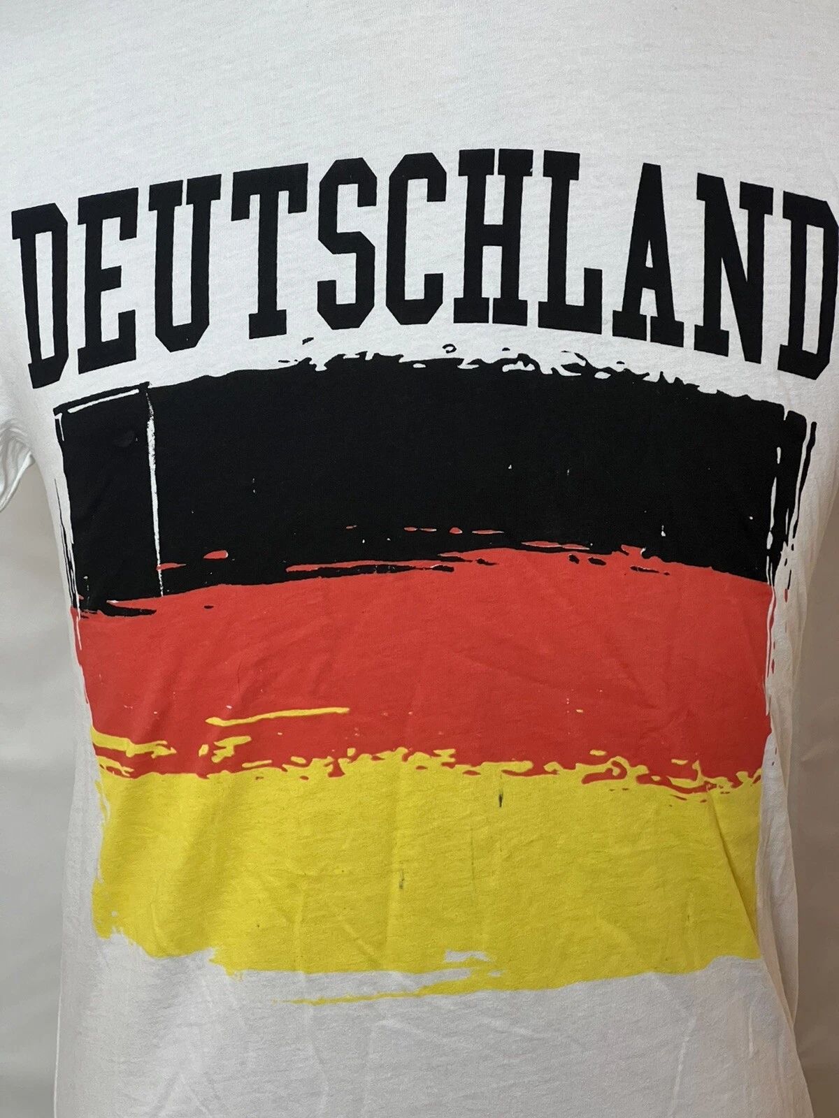 Deutschland Short Sleeve Graphic Print T-Shirt Mens Sz S NWT