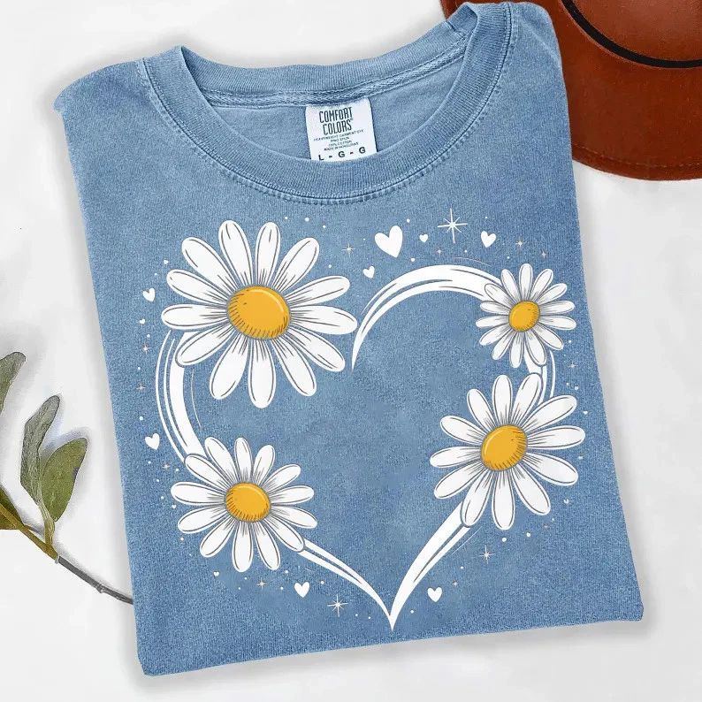 Daisy Heart Boho Floral Summer Comfort Tee