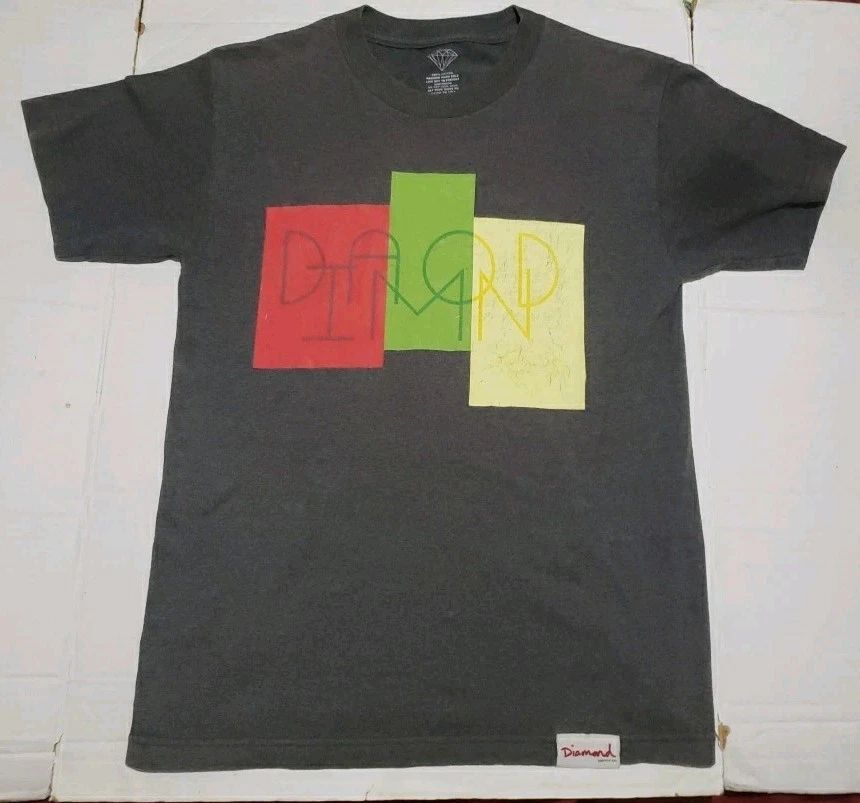 DIAMOND T-SHIRT SIZE SMALL GRAY  SURF & SKATE