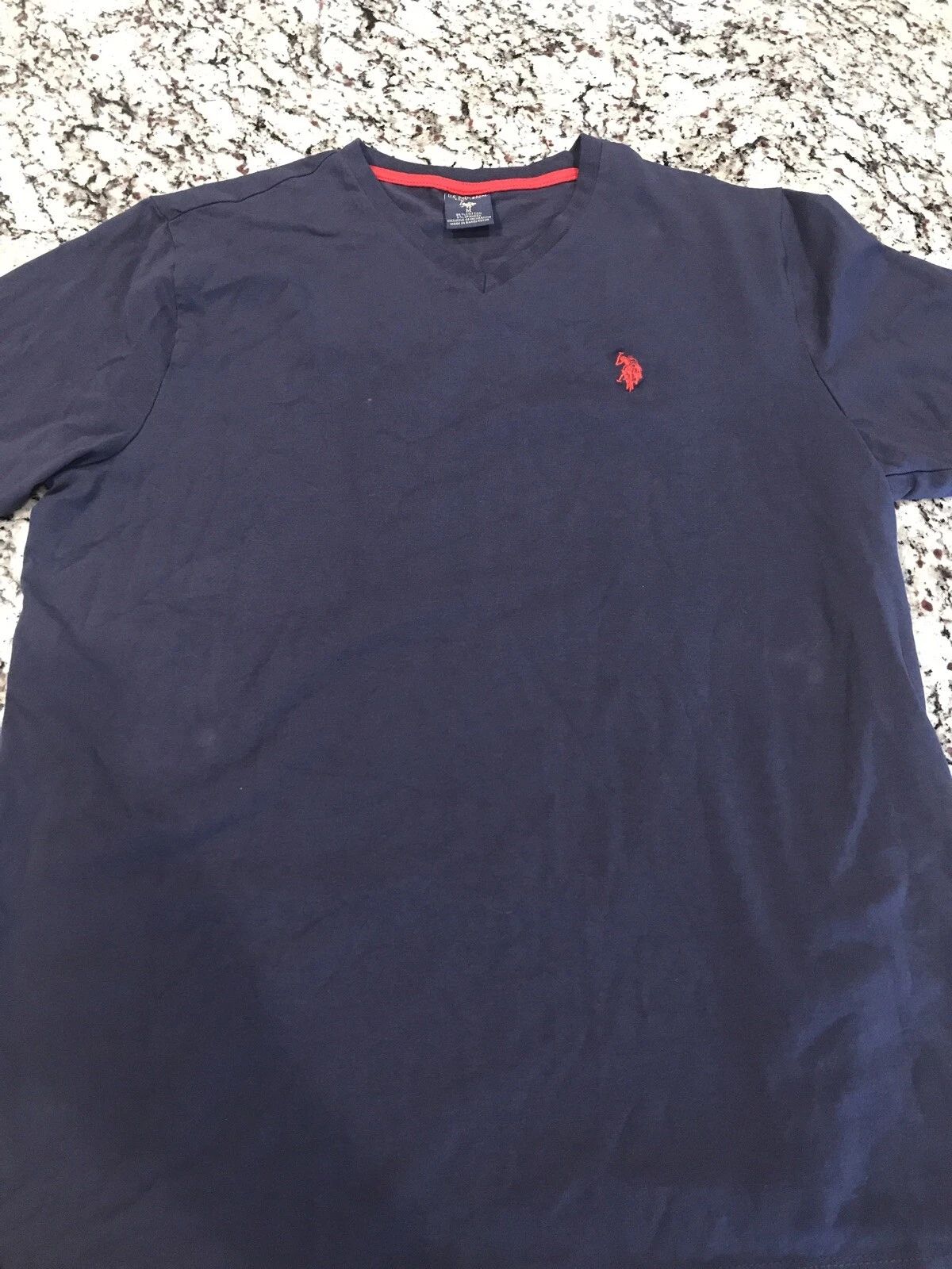 US Polo Clean Simple Style Logo Blue and Red Logo Mens Medium V-Neck T Shirt