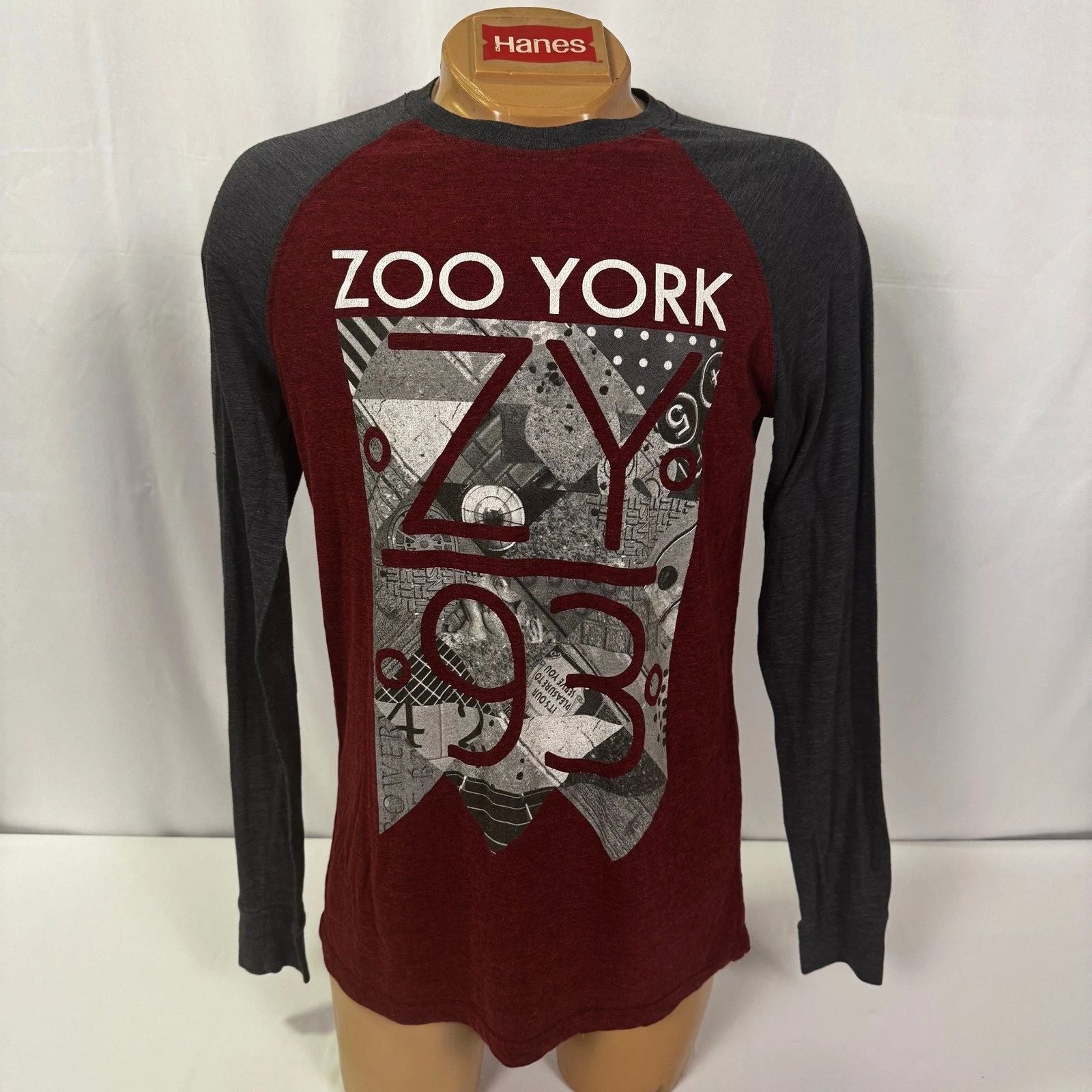 Zoo York Mens Graphic Long Sleeve T Shirt Maroon Gray Raglan Tee