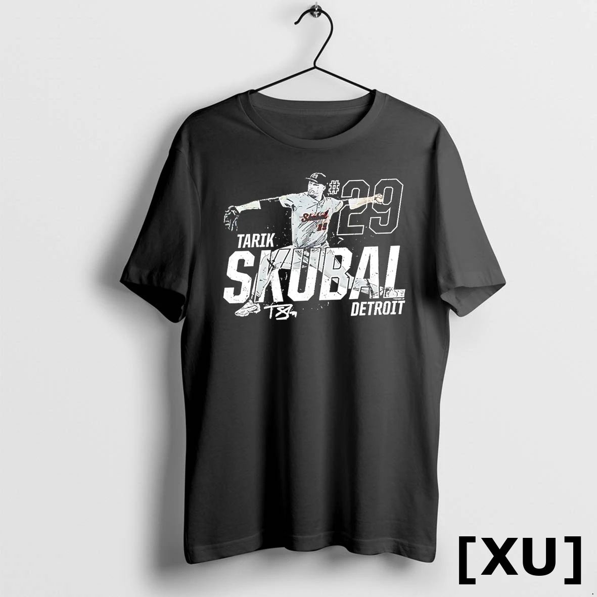 Dynamic Pose Tarik Skubal Detroit Baseball Player Tshirts Sweater