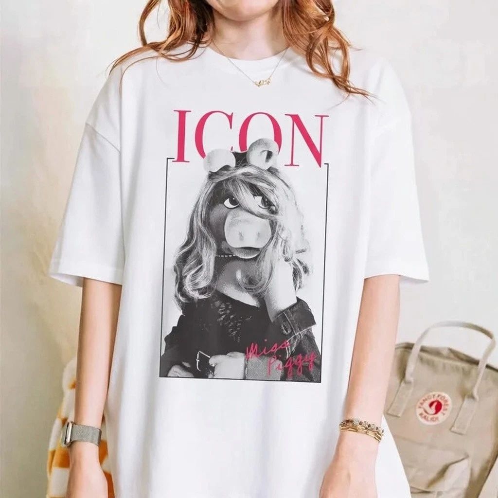 Vintage Cartoon Icon T-Shirt – Magazine Style Funny Tee for Girls Trip