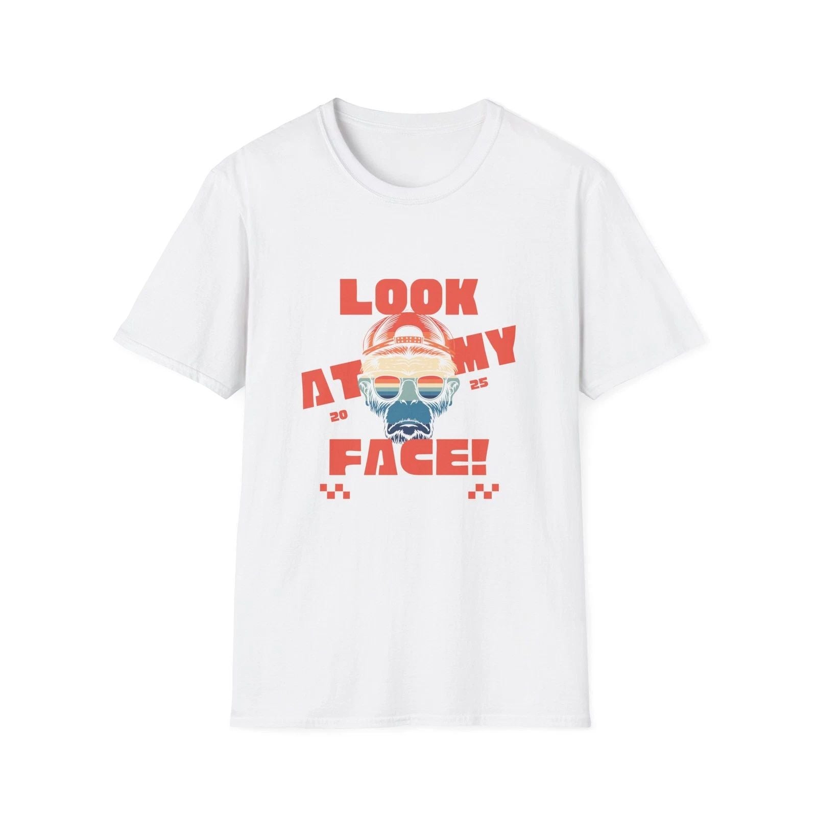 Comfort colors Tee| Retro animal art | Graphic Tee | Personalized gift