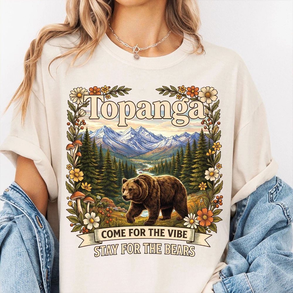 Vintage Bear Family Shirt Canyon Nature Rustic Wildlife Tee