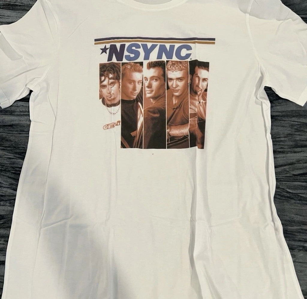 White Graphic *NSYNC T-Shirt Size M