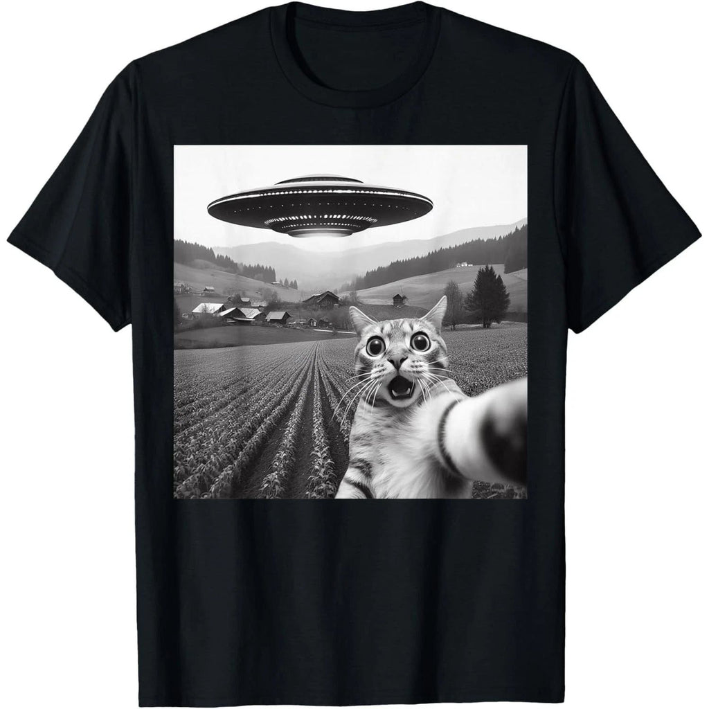 Cat Selfie With Alien UFO Space Humor Gift Graphic Unisex Shirt