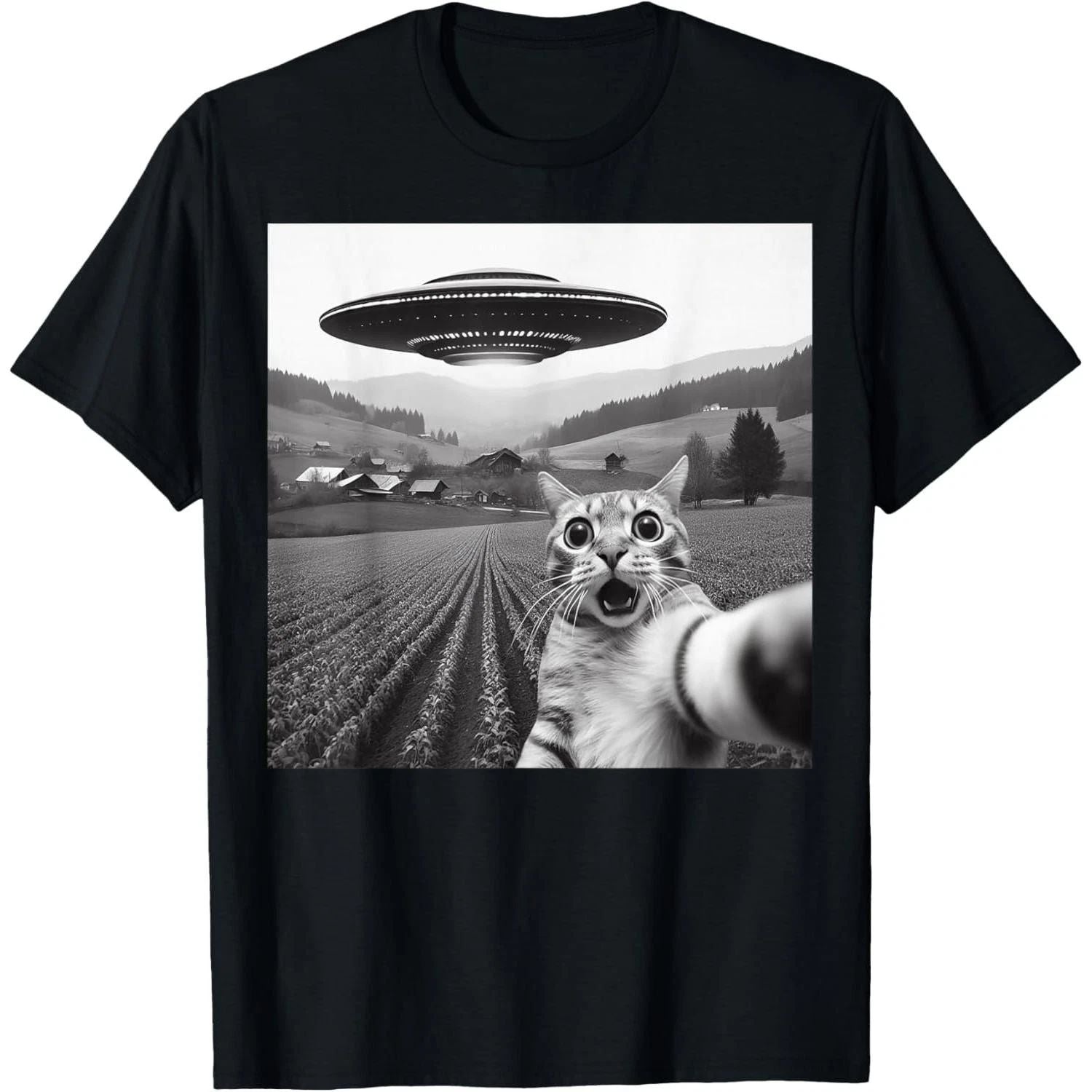 Cat Selfie With Alien UFO Space Humor Gift Graphic Unisex Shirt