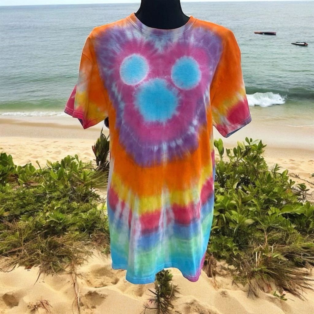Tie-Dye T-Shirt Unisex M Multicolor Graphic Print Soft Comfortable Festival Boho