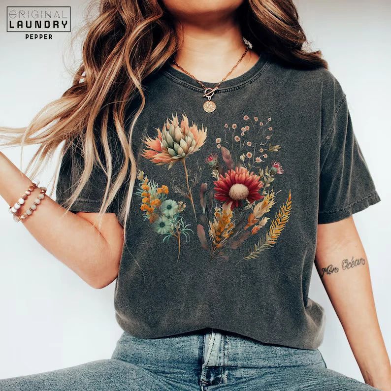 Boho Wildflower Comfort Tee