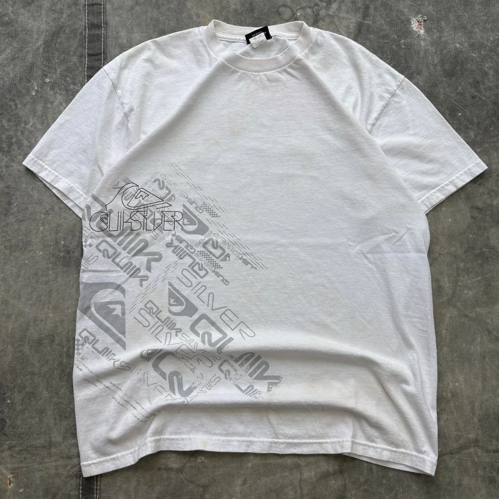 Vintage Y2K Quiksilver Graphic Surf Skate Snowboard Shirt