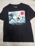 Riot Society T-shirt Great Wave Cat Size Medium Surge Shirt Color Black