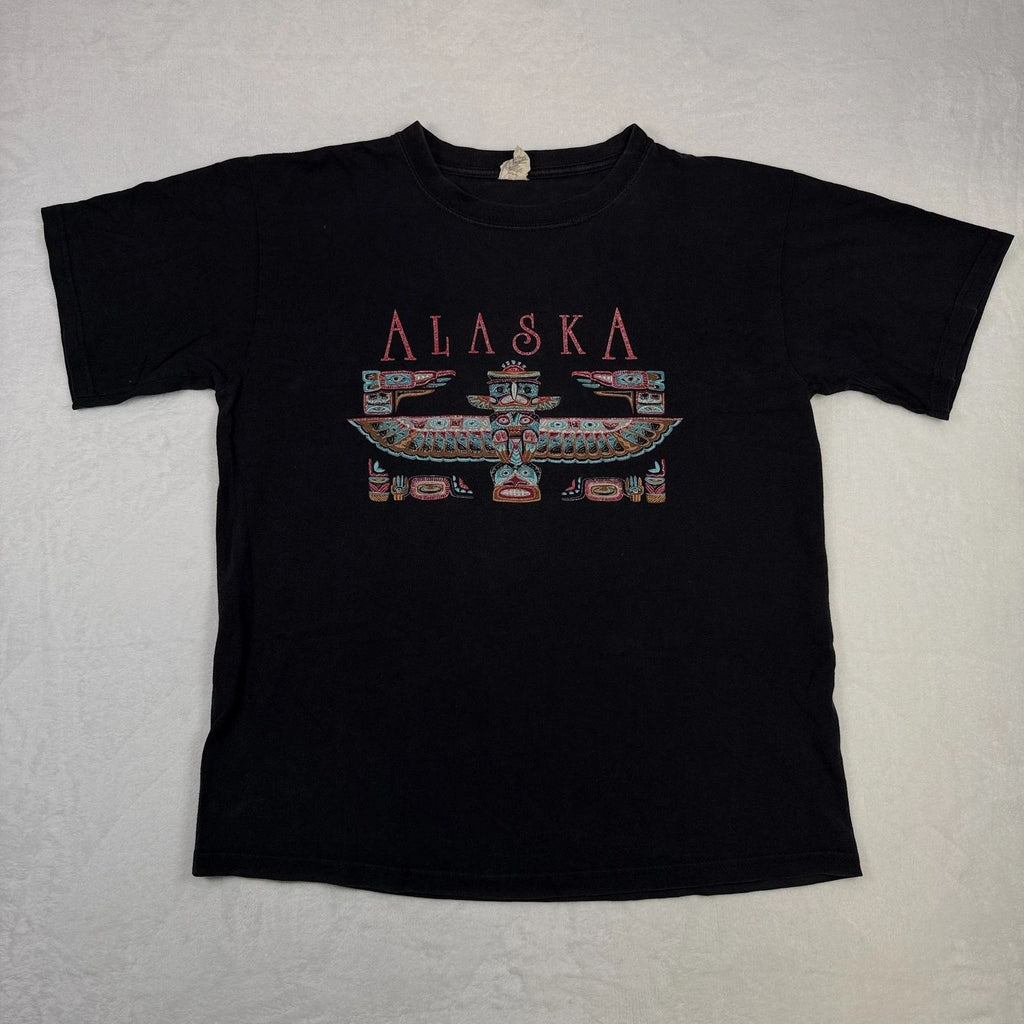 Alaska Graphic T-Shirt Men Size Medium Black Short Sleeve Totem Pole Embroidered