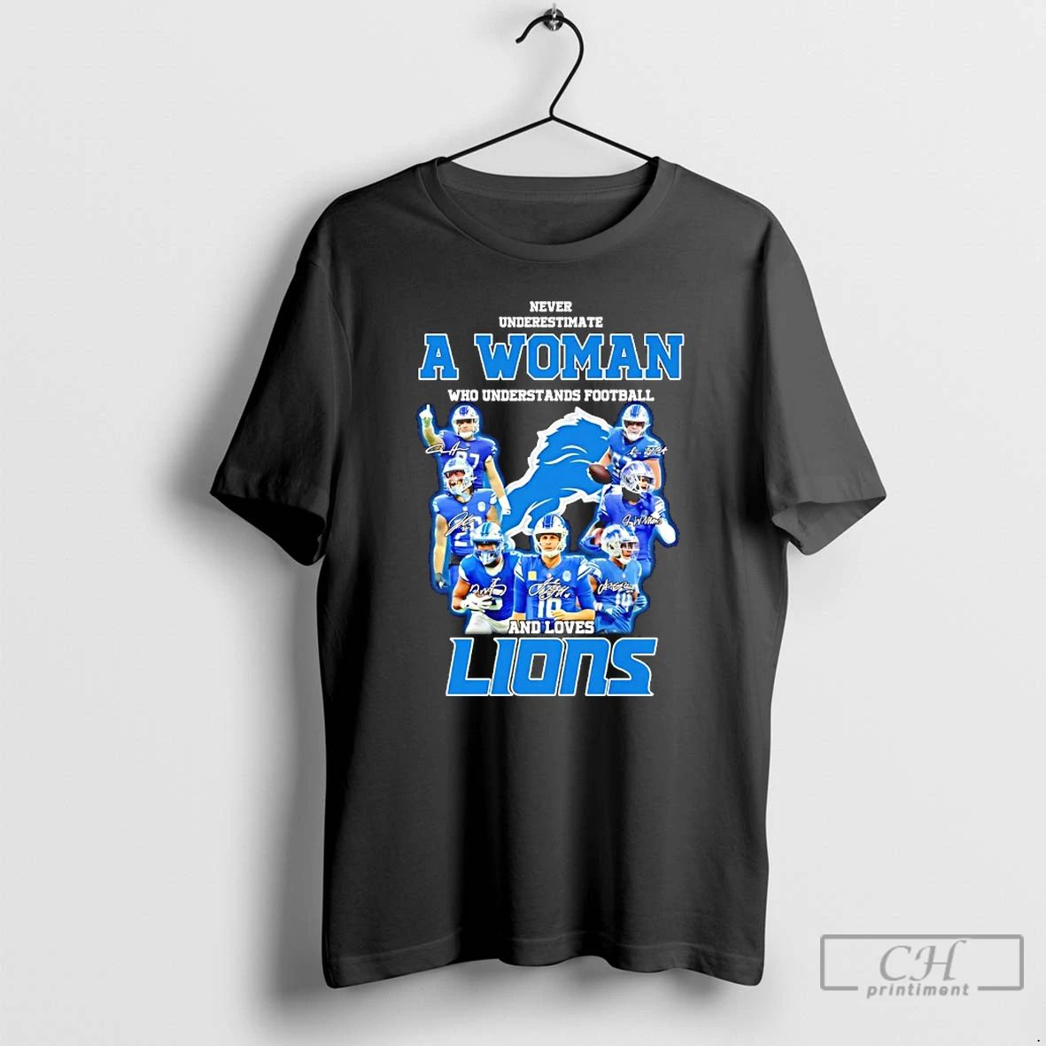 Classic Never Underestimate A Woman Who Understands Football And Loves Detroit Lions Signatures T Shirts