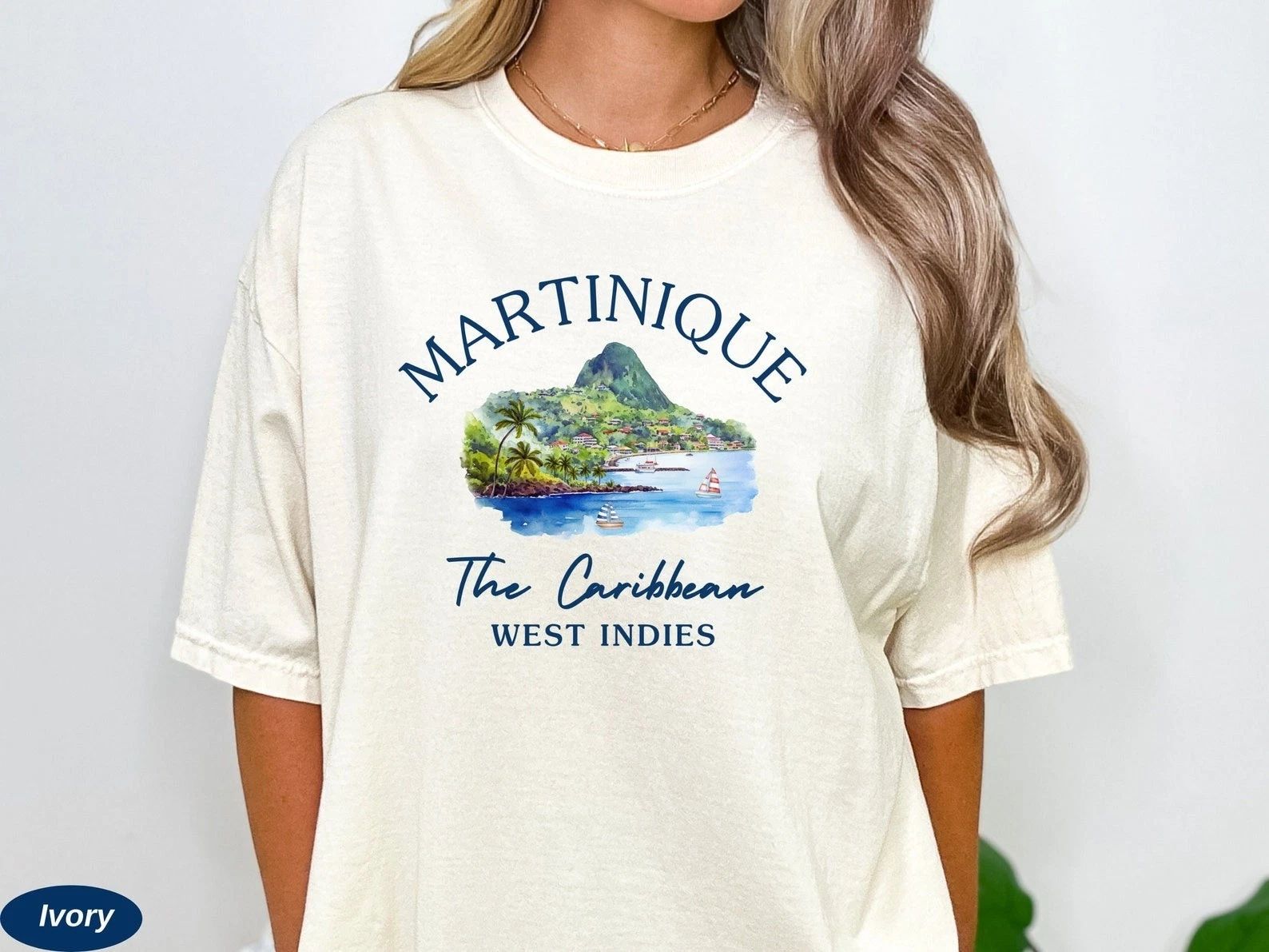 Martinique T-Shirt Travel Gift for Caribbean France Trip Lovers Souvenir Tee