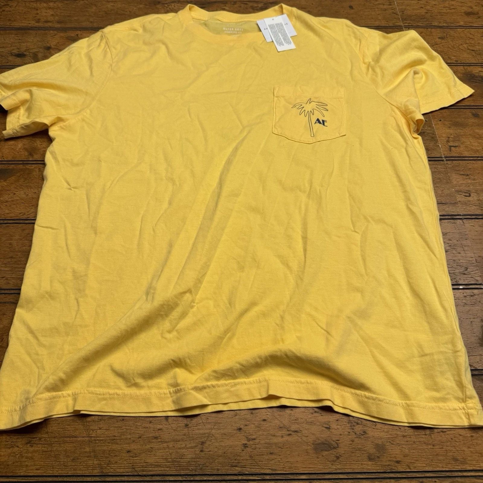 American Eagle Shirt Mens Medium Super Soft Yellow Sun Surf