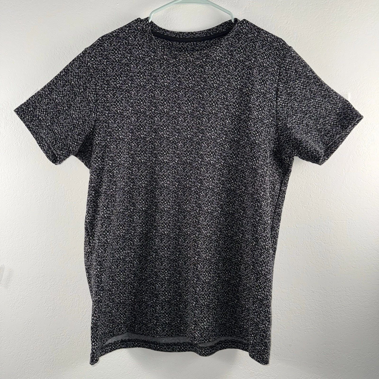 Mens Black White Abstract Speckled Print T Shirt L Short Sleeve Casual Daily