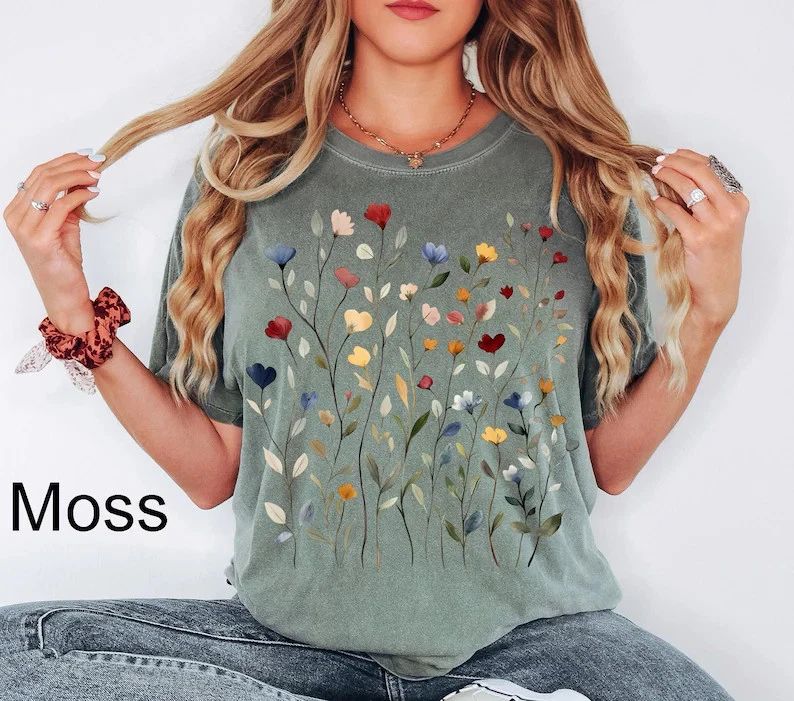 Comfort Tee Vintage Pressed Flowers Shirt Aesthetic Floral Gift Idea Soft Top
