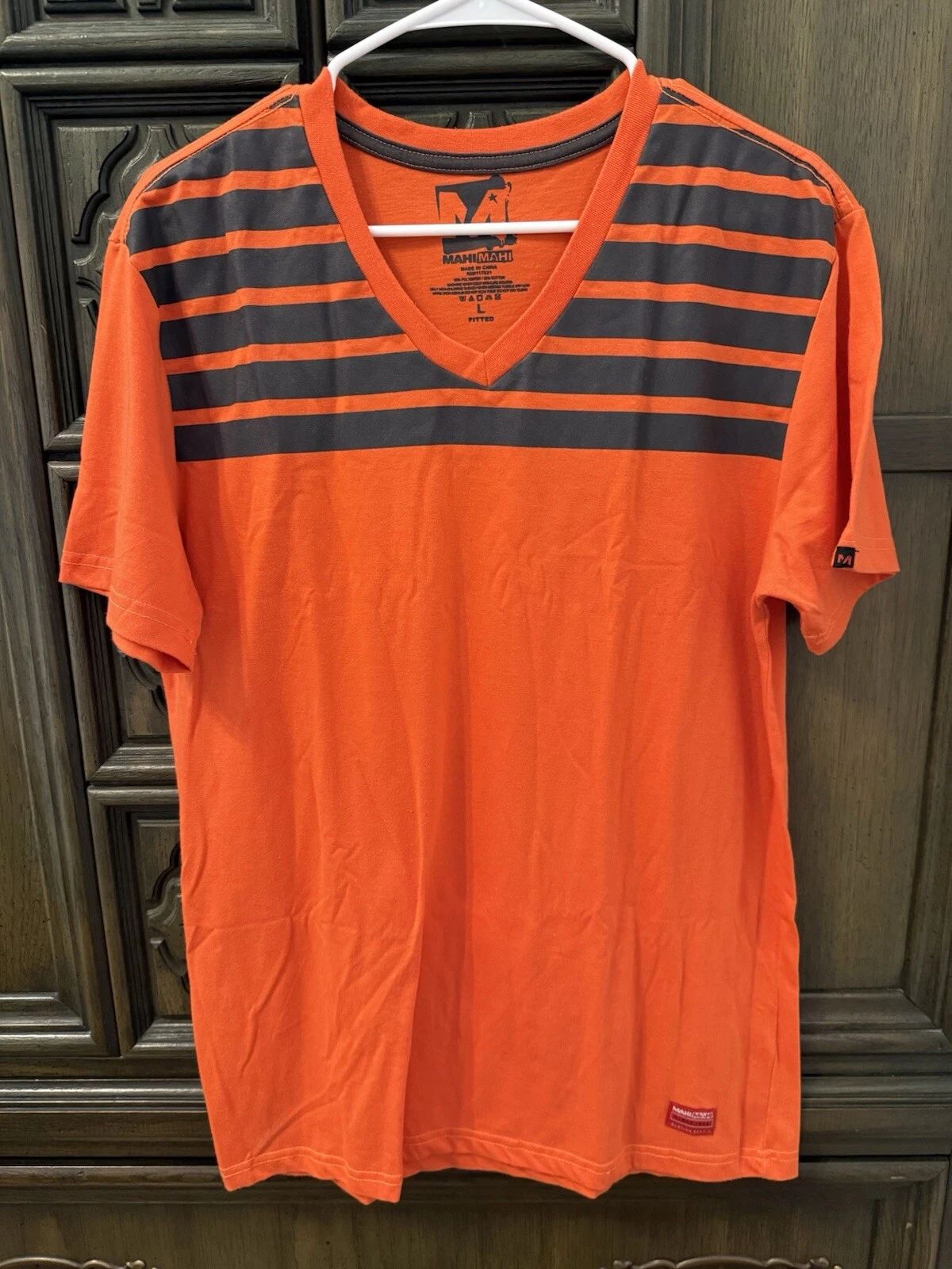 Mahi Mahi Mens Fitted T-Shirt Size L Freedom Print  Surfing Tee Orange And Black