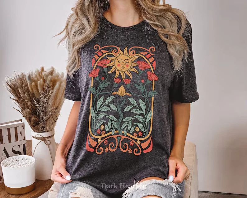 Boho Floral Art Nouveau Comfort Tee Shirt Women