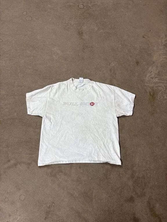 Vintage Surf White Bull Shirt Graphic T-Shirt
