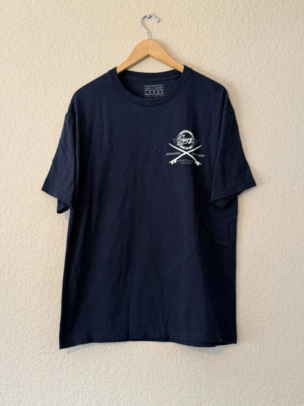 Huntington Surf & Sport Short Sleeve navy blue t-shirt, sz LG